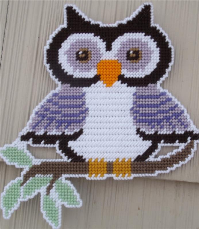 FO]A little owl on the plastic canvas : r/CrossStitch