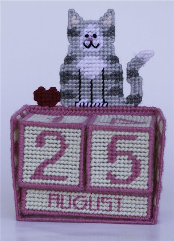 "Perpetual Cat Calendar" Plastic Canvas Pattern